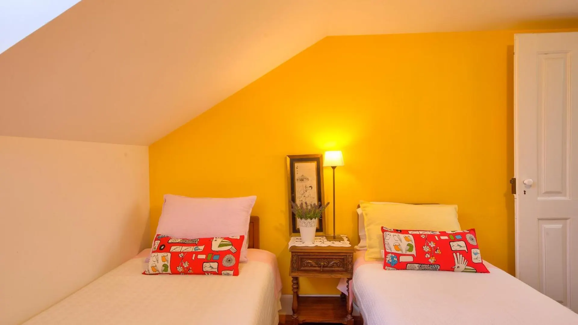 Adore Portugal Coimbra Guest House Portugal
