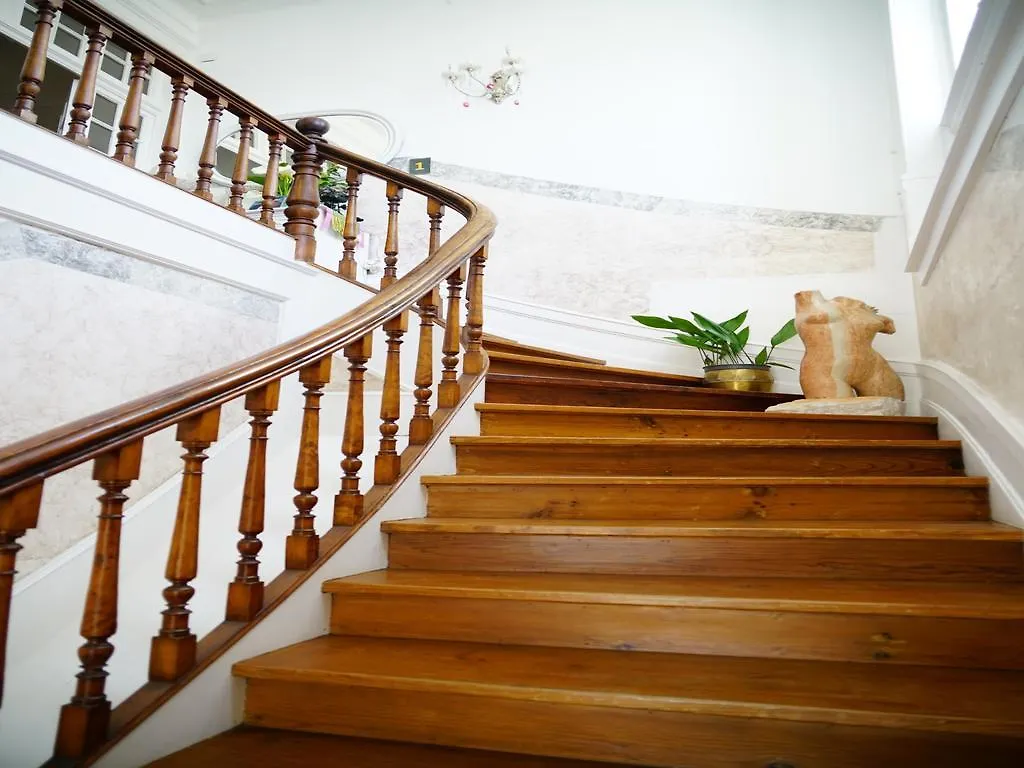 Adore Portugal Coimbra Guest House